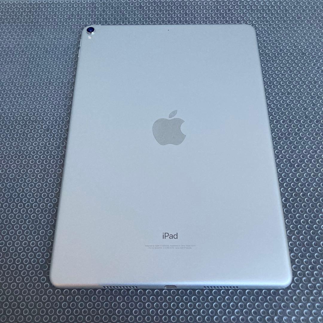 810 外観極美品☆電池ほぼ新品☆iPad Pro 64GB 10.5インチ☆