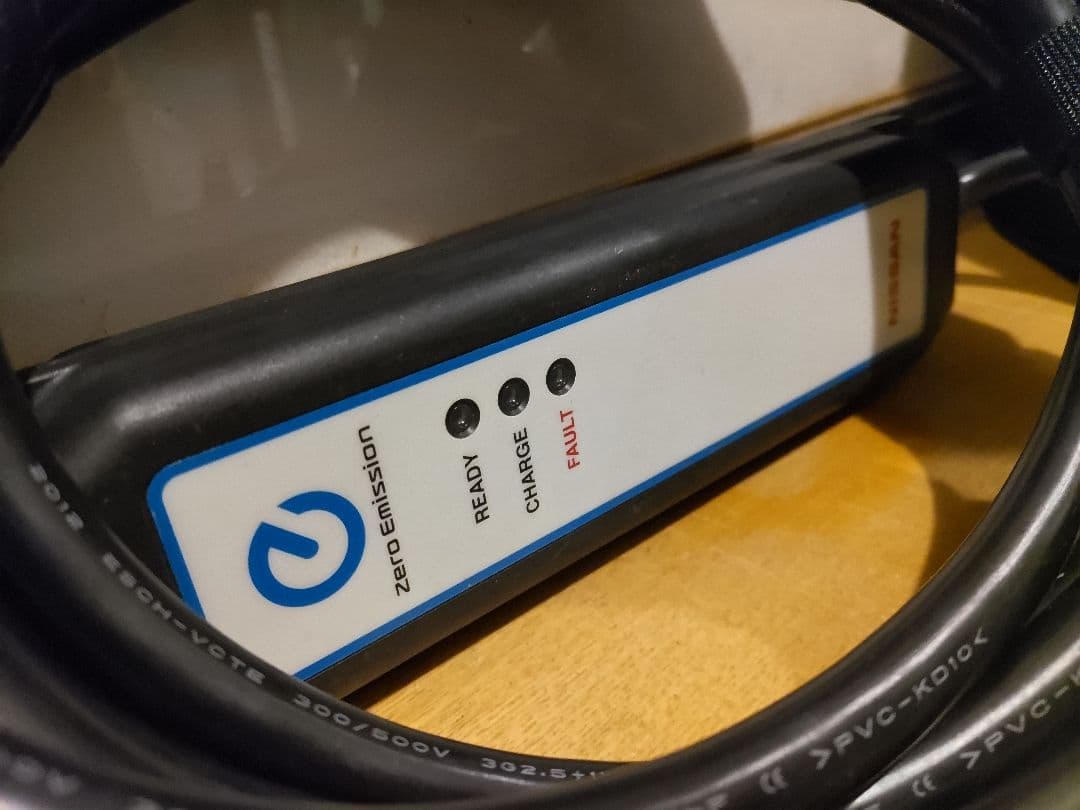 日産 リーフ 純正 充電ケーブル