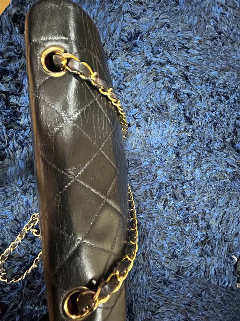 CHANEL ブラック キルティング ショルダーバッグ