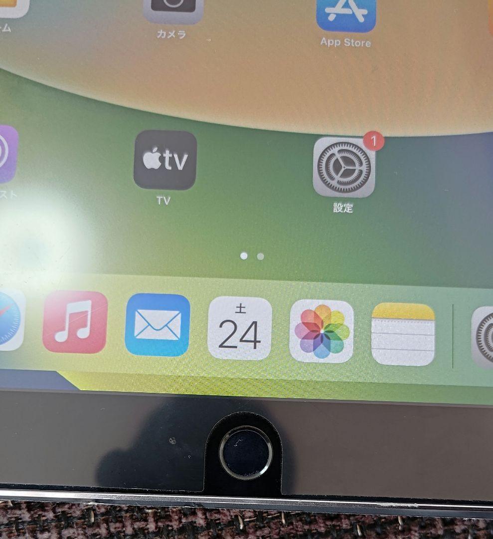 iPad Pro (第1世代) 12.9インチ 256GB wifi+キーボード