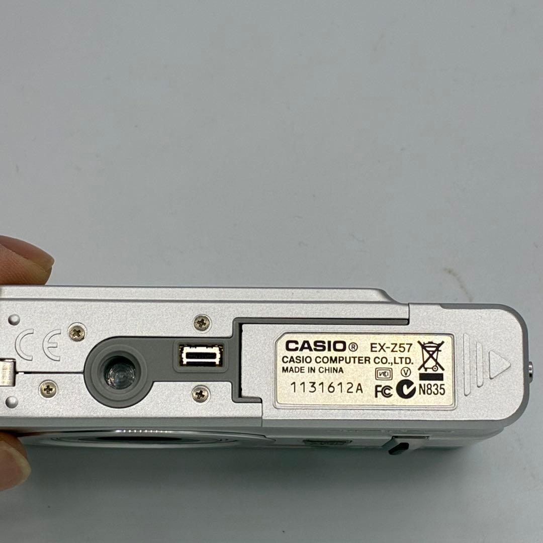 ⭐️CASIO EXILIM EX-Z57 コンパクトデジタルカメラ　動作品