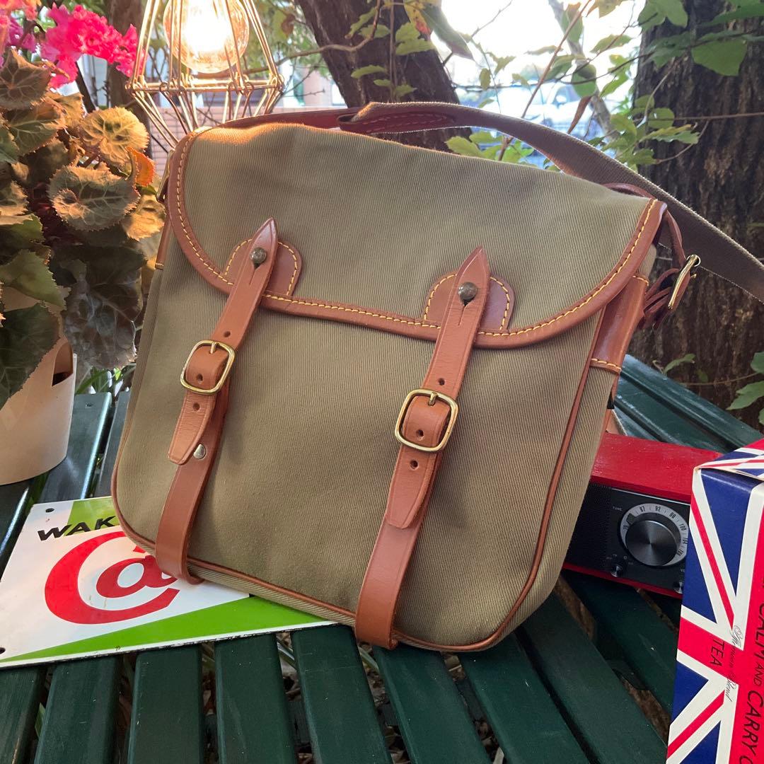 ブレリーオリーブグリーン キャンバス ショルダーバッグ