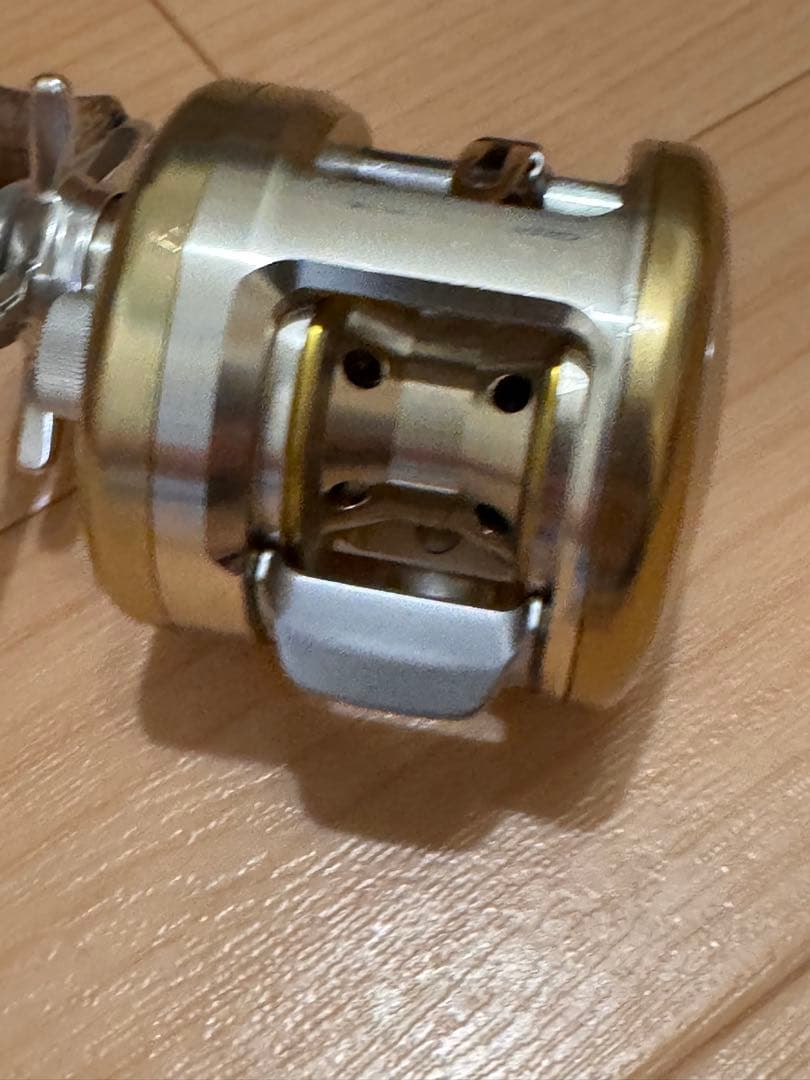 ダイワ　ミリオネア CV-Z 205L《値下げ⭐︎早い者勝ち》