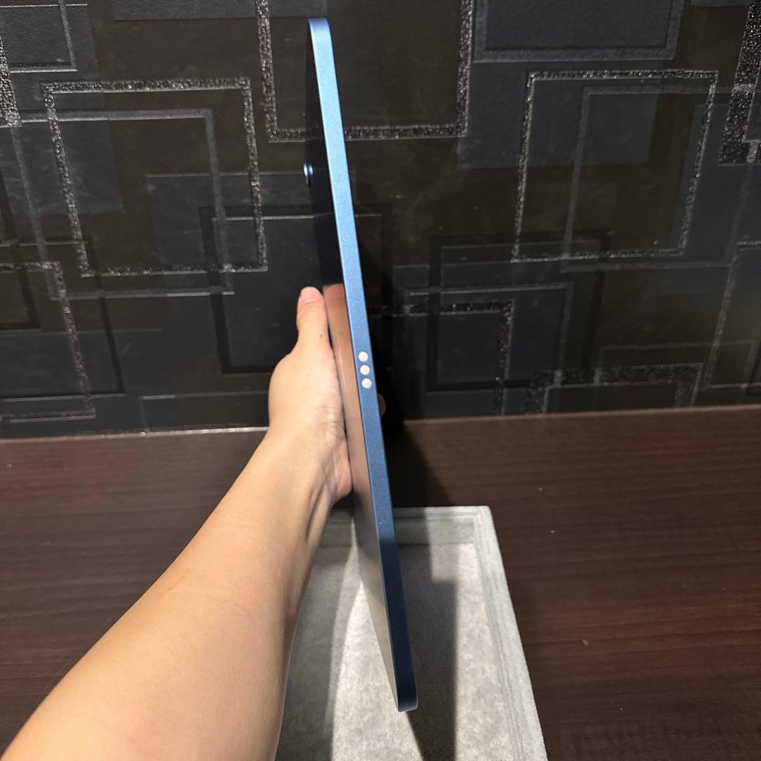 iPad(第10世代) Wi-Fiモデル64GB ブルー