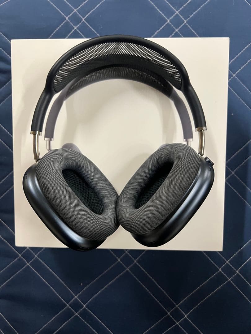 AirPods Max - ミッドナイト