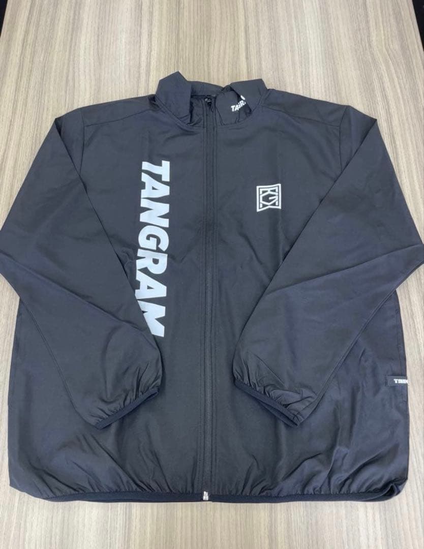 TANGRAM ブラック ナイロンジャケット