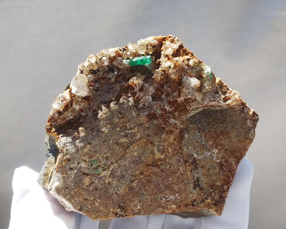 366 エメラルド＆クォーツ アフガニスタン産