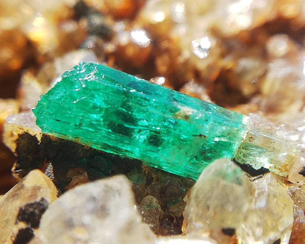 366 エメラルド＆クォーツ アフガニスタン産