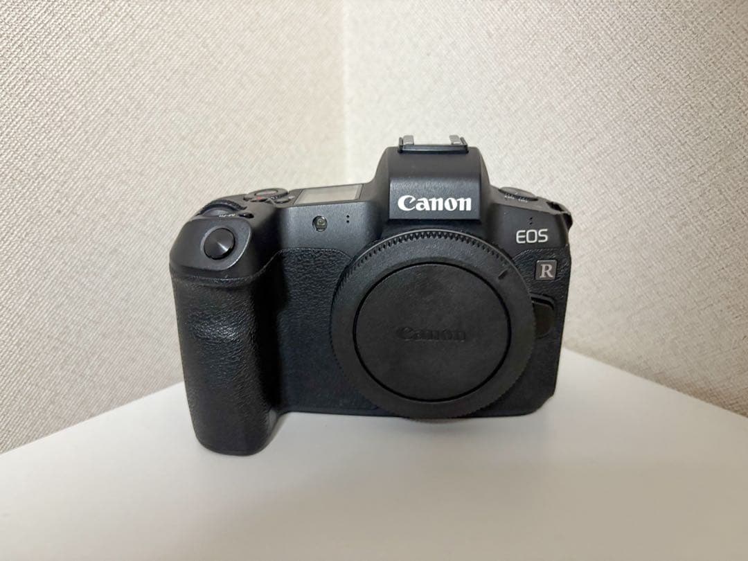 【値下げ】Canon EOS R ミラーレスカメラ 本体とバッテリー