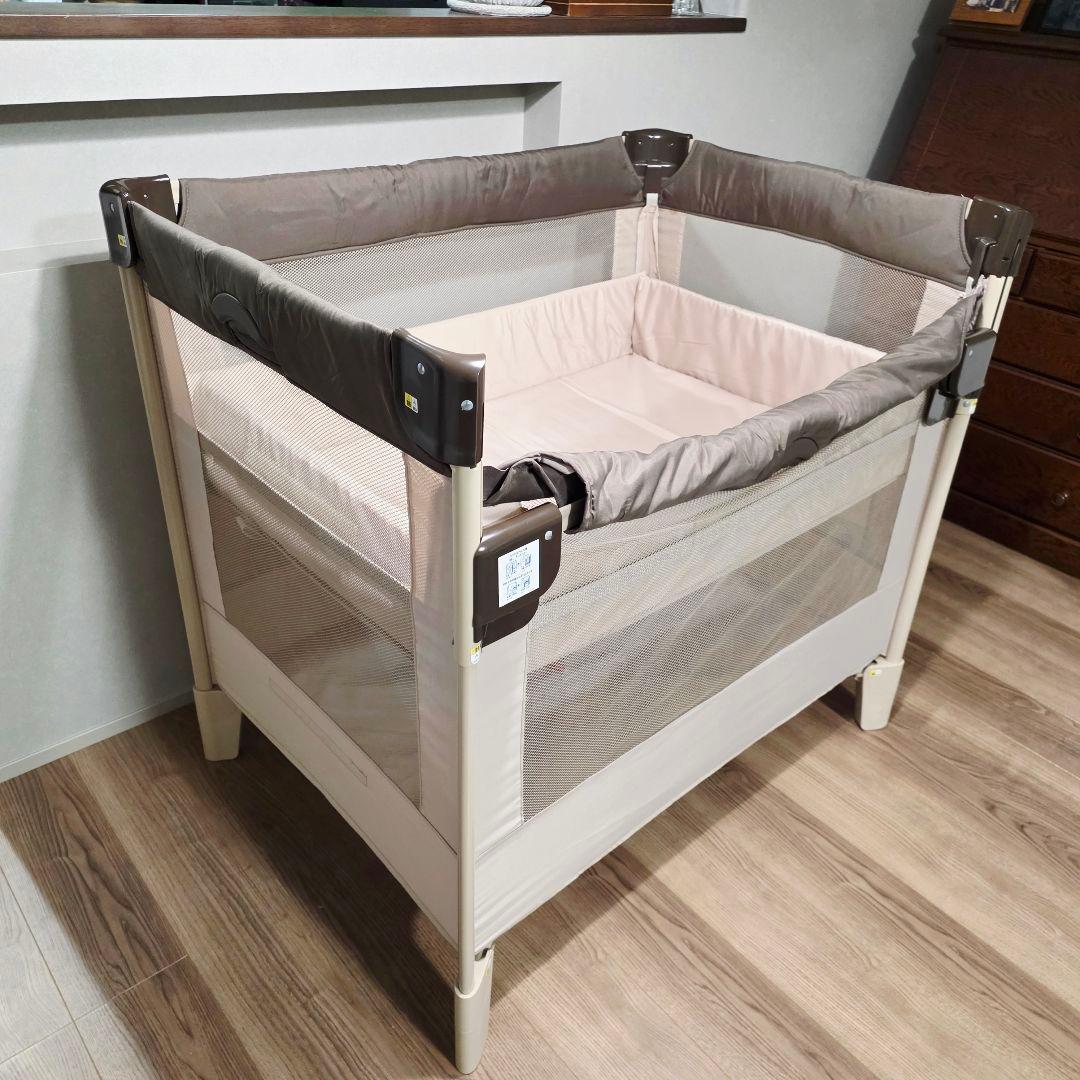 Apricaアップリカ ココネルエアー ベビーベッド ココア