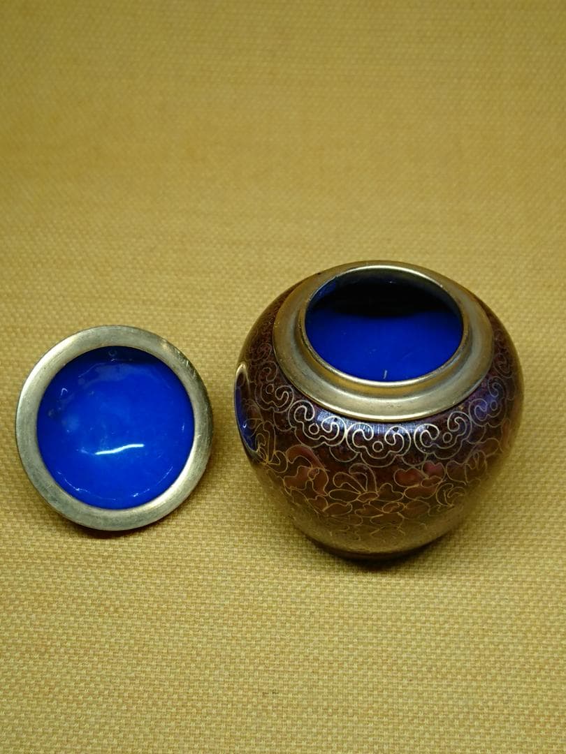 【美品】七宝　小壺　銅製　香合　置物　インテリア　工芸品　美術品　A1548