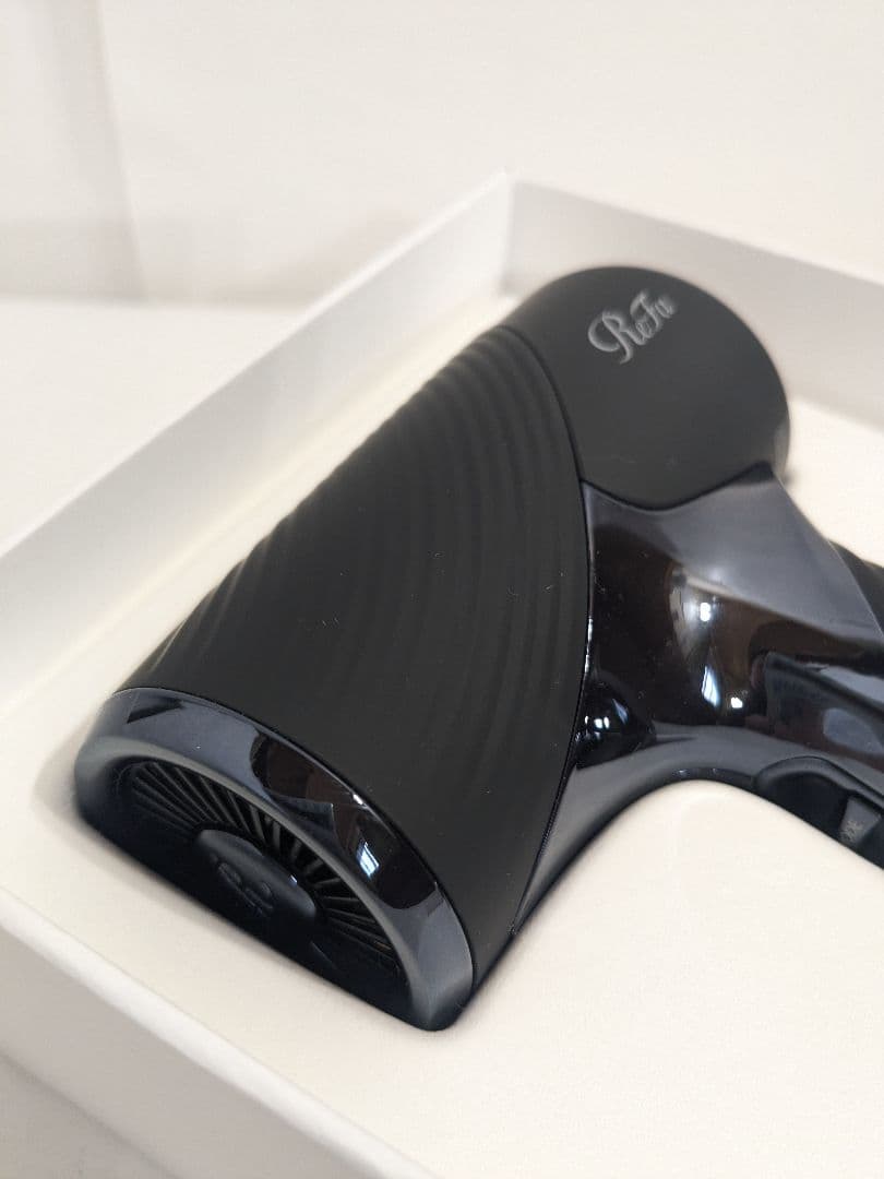 極美品　リファ　ReFa リファビューテック ドライヤー SE　RE-BX-03