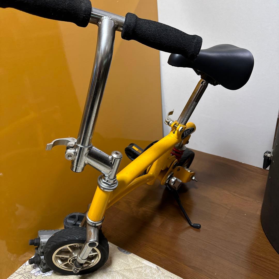 超小径自転車　リヤ左右ハブステップ付き