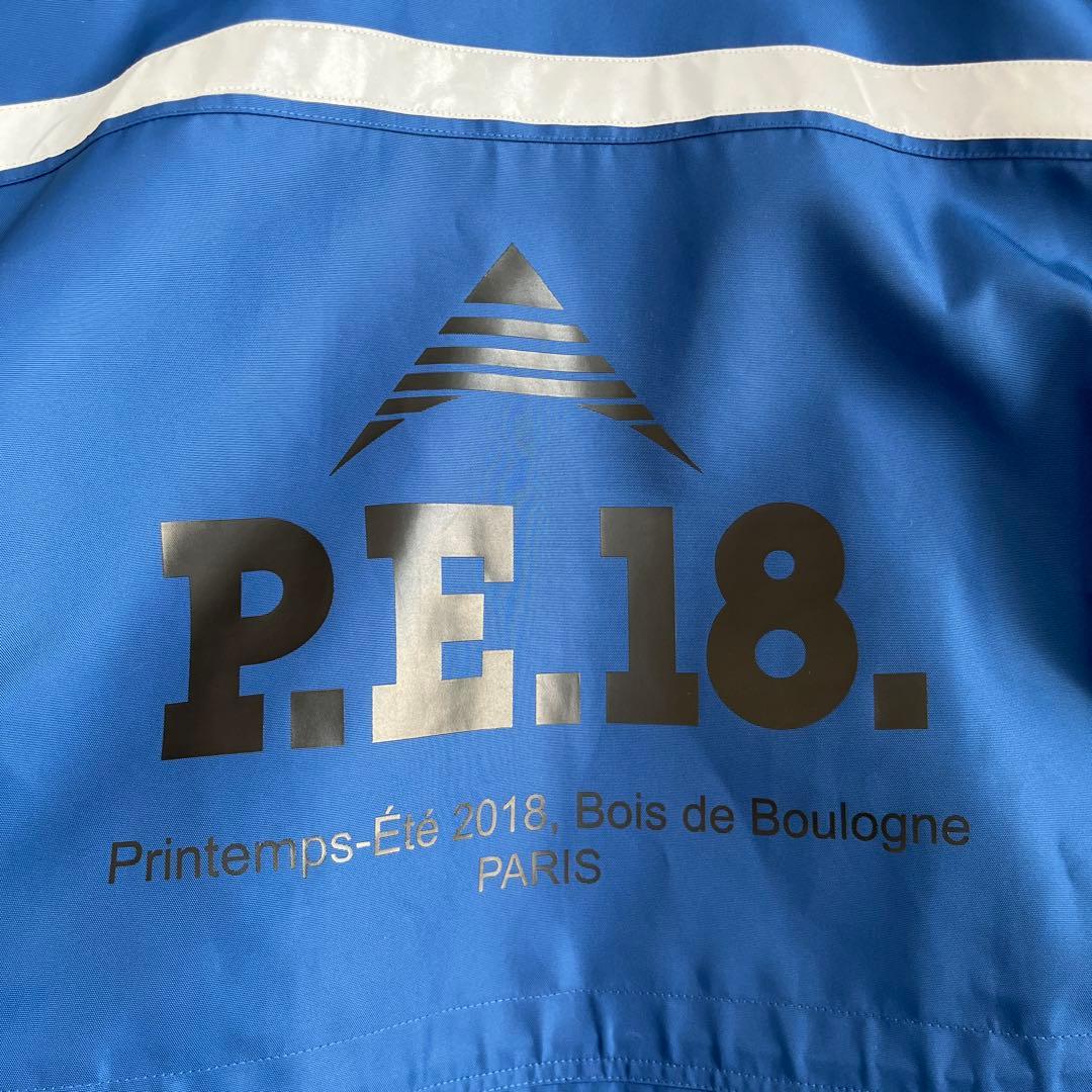 新品　タグ付き　BALENCIAGA スキーウェア　スノーウェア　スノーボード