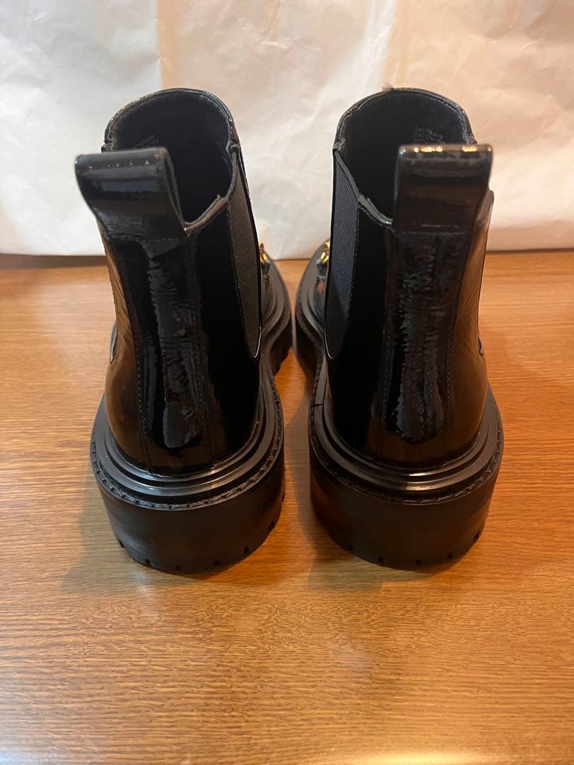 最終セール　トリーバーチ　ブーツ