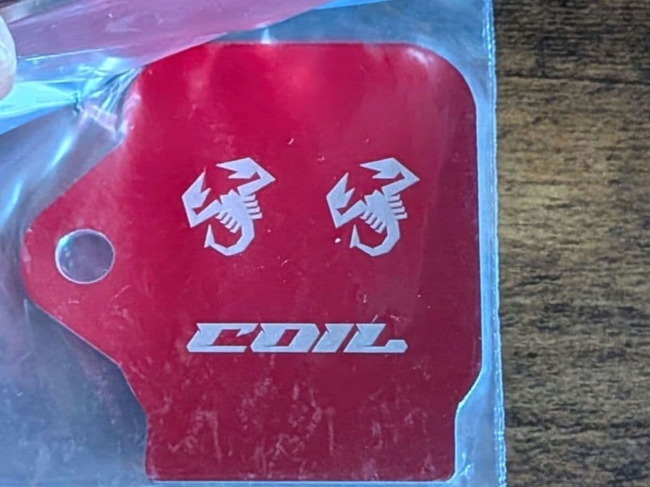 アバルト 500 595 695 レッド コイルカバー アルミ製