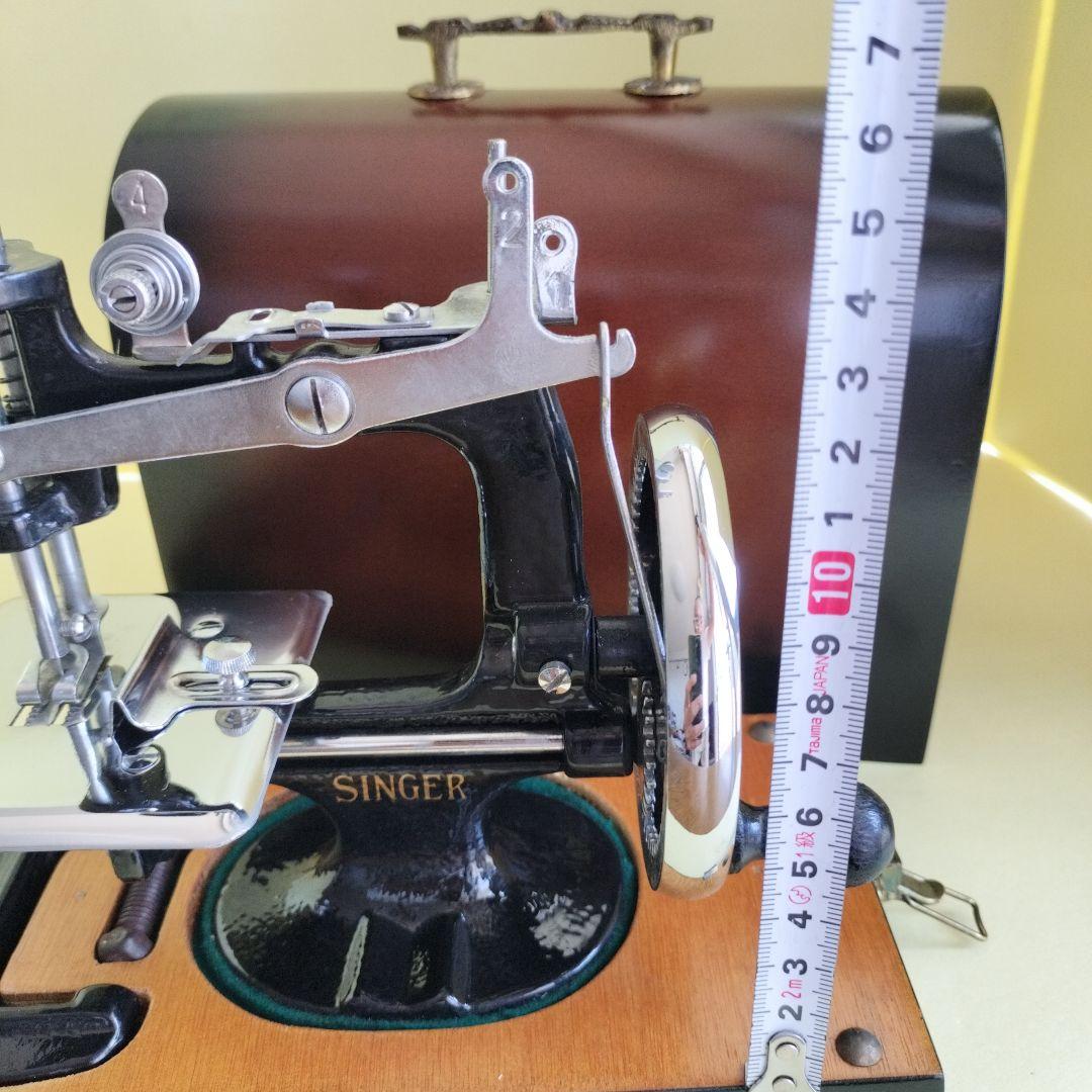SINGERシンガー　ミニミシン　小型手回しミシン【 ヴィンテージ美品】
