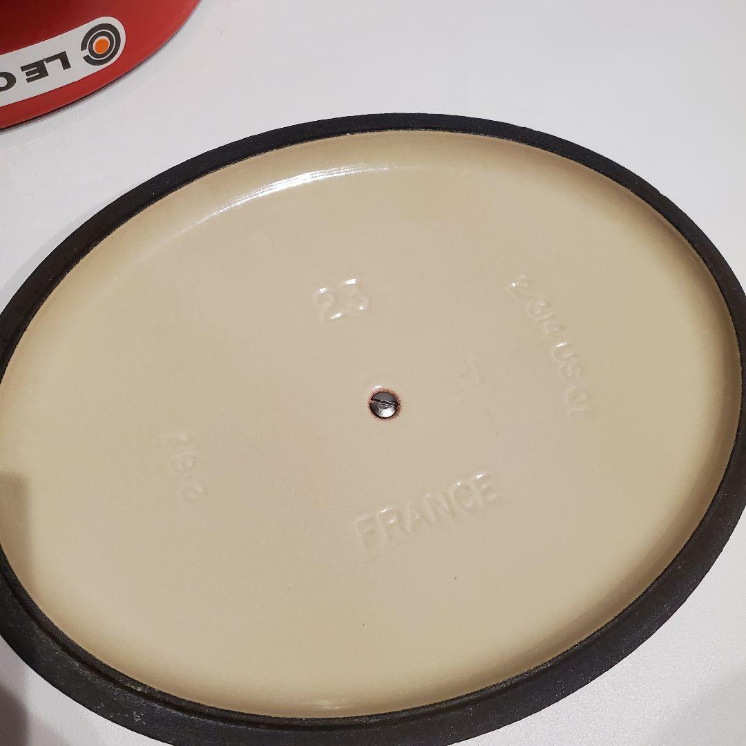 ルクルーゼ ココット ロンド オーバル 23cm 両手鍋 レッド 美品