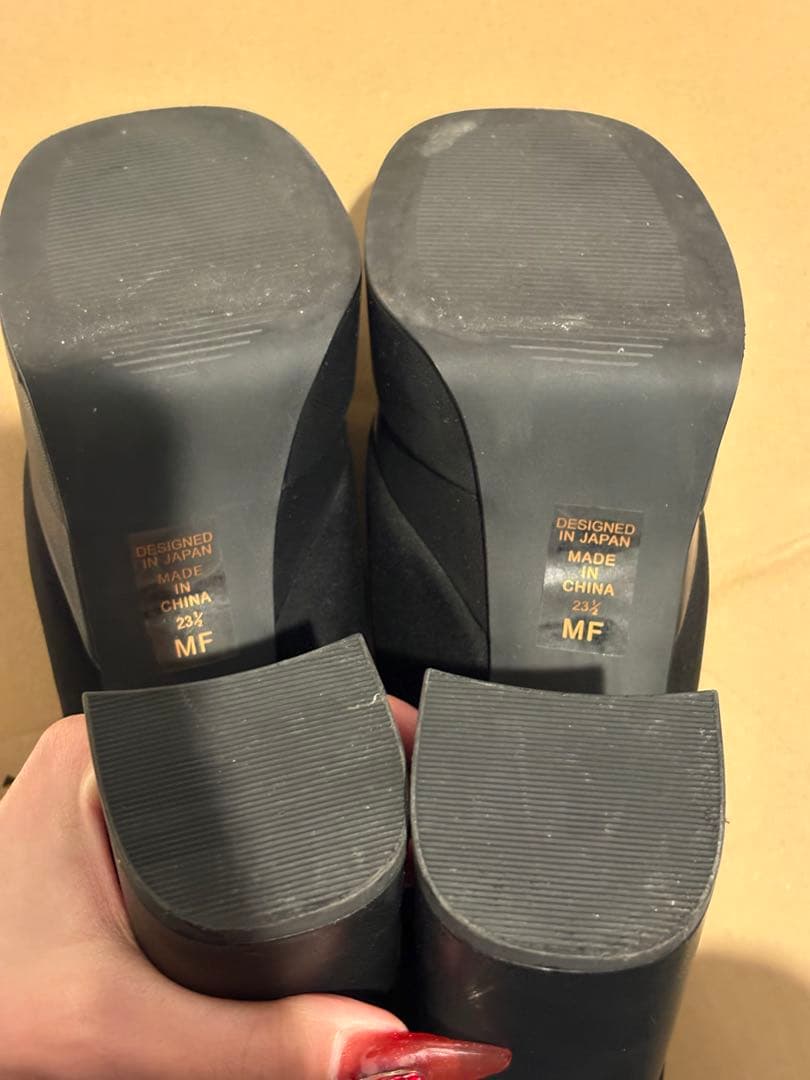 ダイアナ ショートブーツ