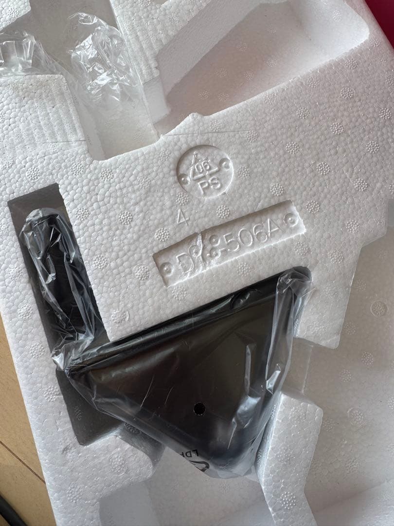 Yadea カーペットクリーナー　ソファクリーナー　スチーム掃除機