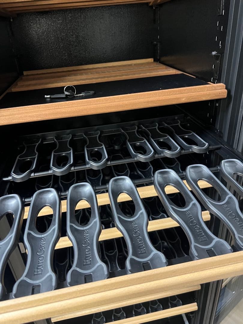 ユーロカーブ　ワインセラー