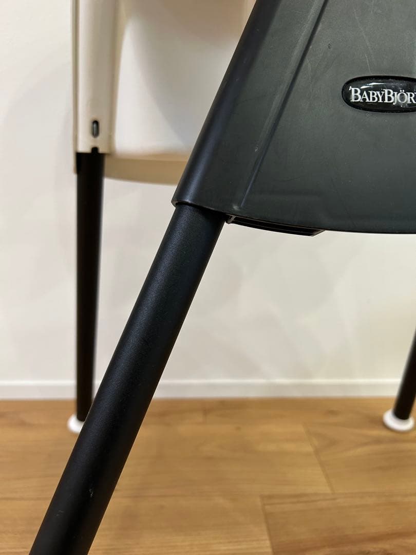 ベビービョルン　ハイチェア ホワイト(ハーネスなし)