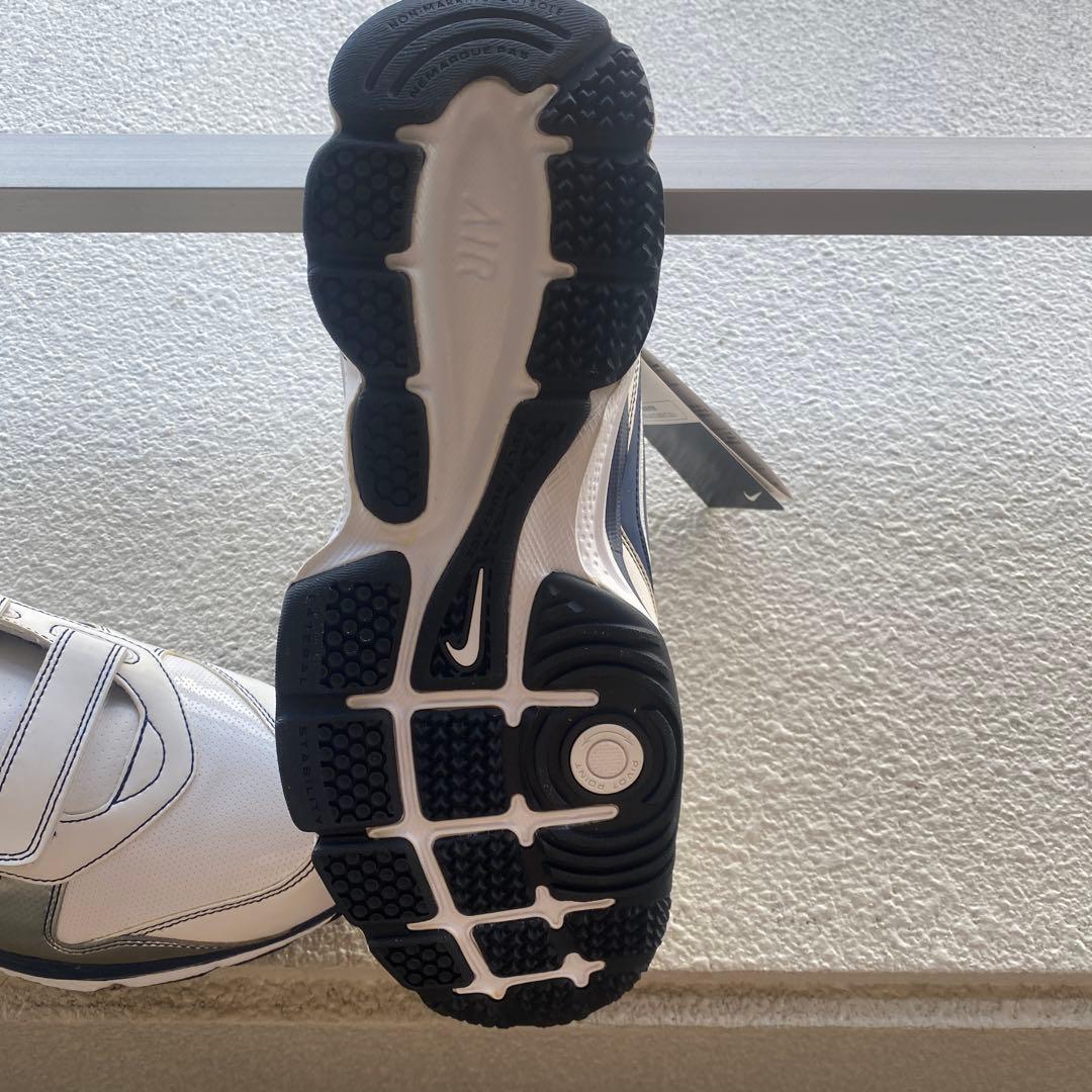 Nike トレーニングシューズ ホワイト/ネイビー