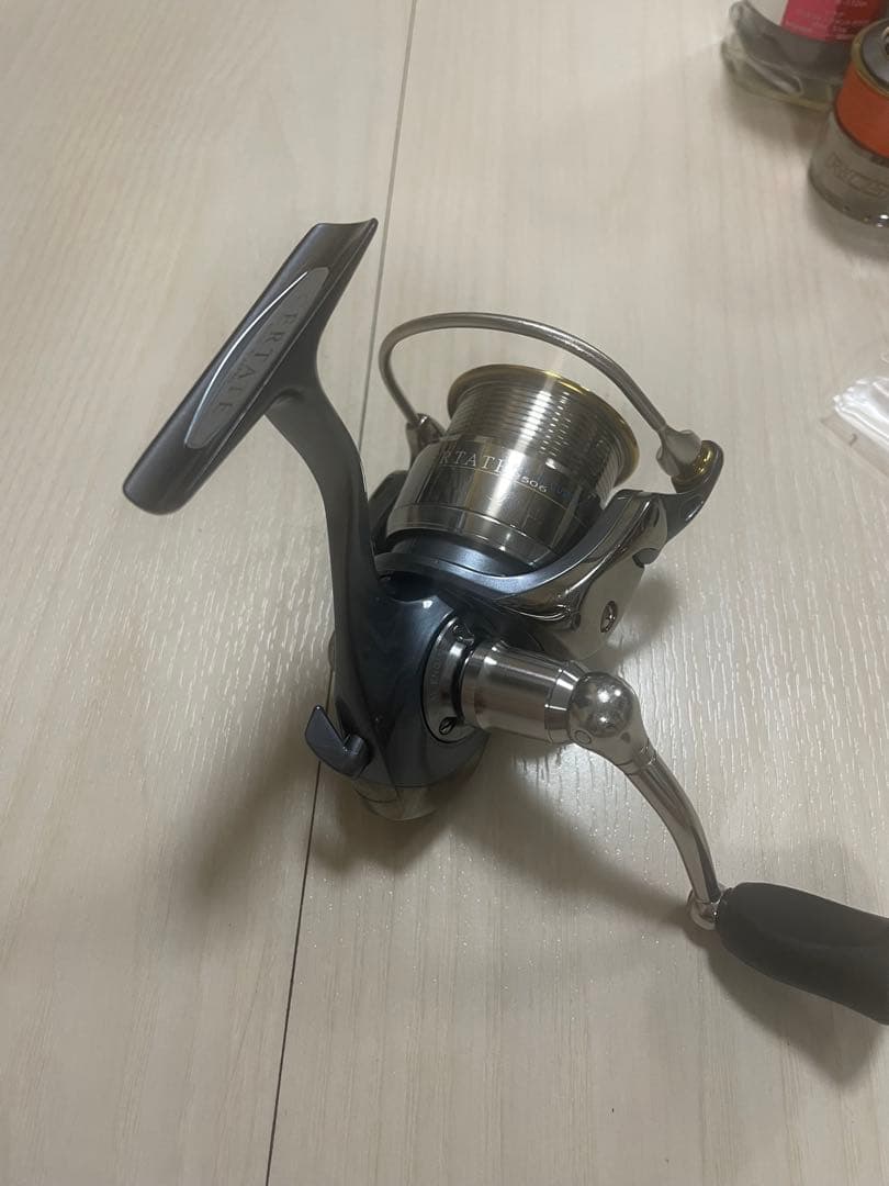ダイワ セルテート フィネスカスタム 2506 替スプール3個　ハンドルノブ