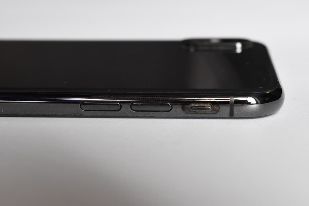 iPhone XS 256GB SIMフリー 残債なし バッテリー79%