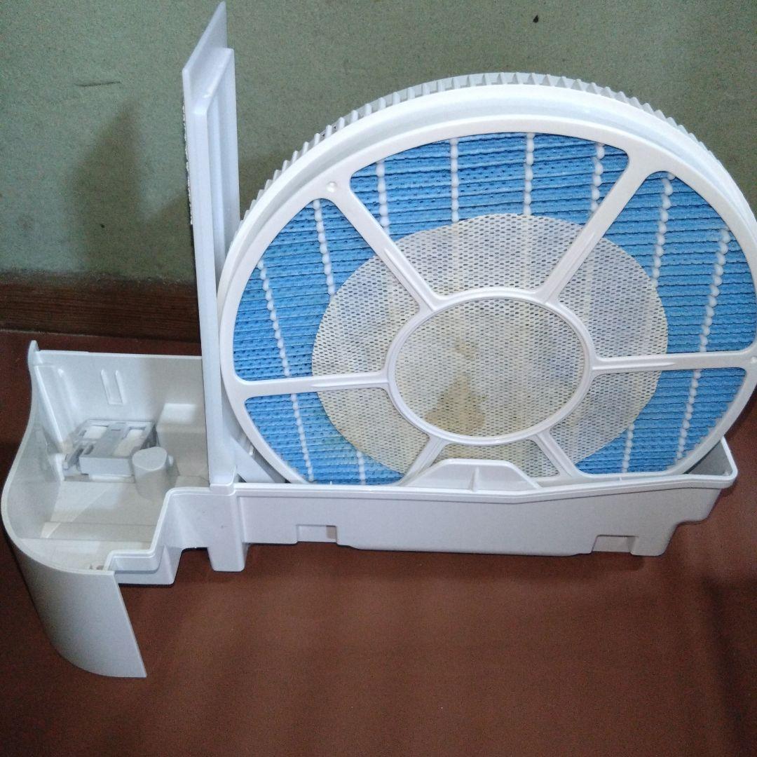 シャープ　加湿空気清浄機　KC-R50-W