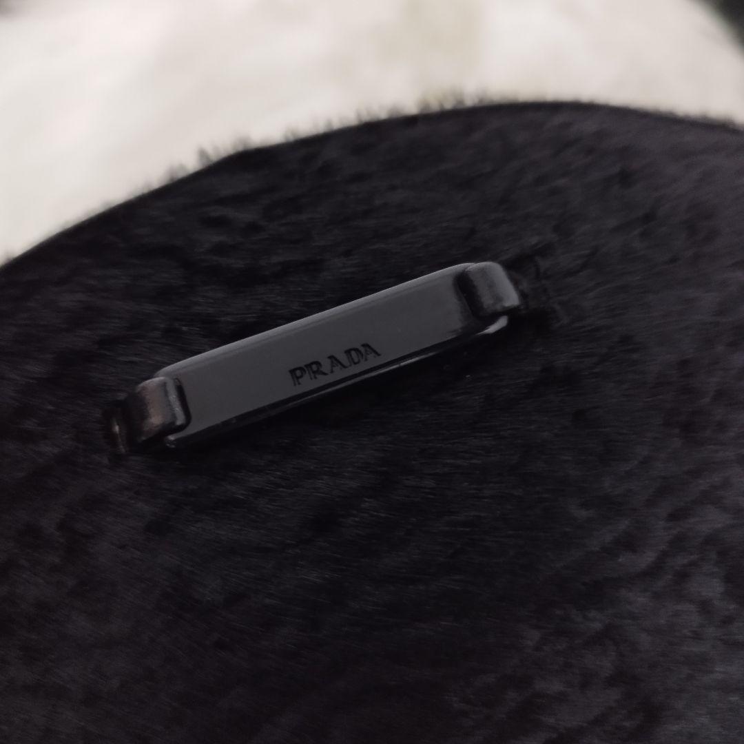 美品☆　プラダ　アーカイブ　ファー　ウエストポーチ　ボディバッグ　ロゴプレート