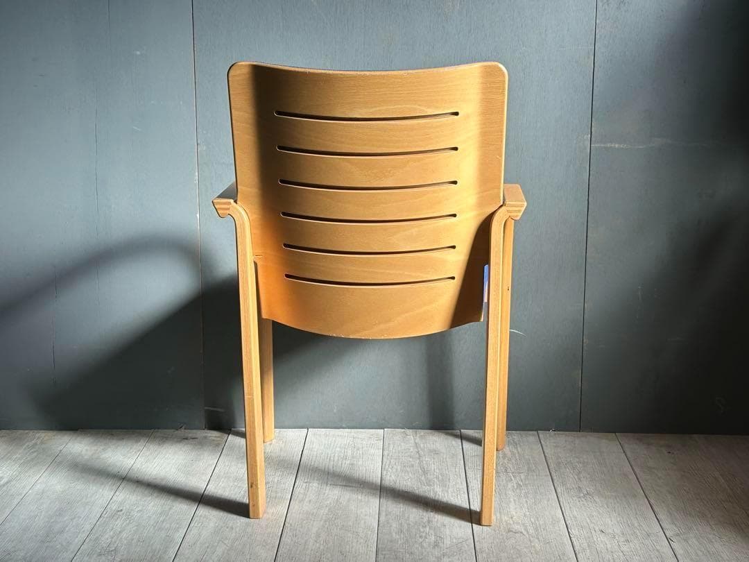 ③ マグヌスオルセン　デンマーク　MAGNUS OLESEN アームチェア　GG