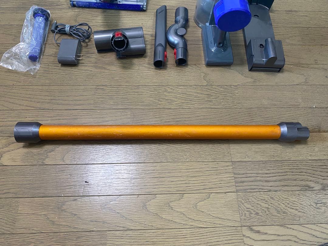 Dyson V8 Fluffy ダイソン ワイヤレススティッククリーナー