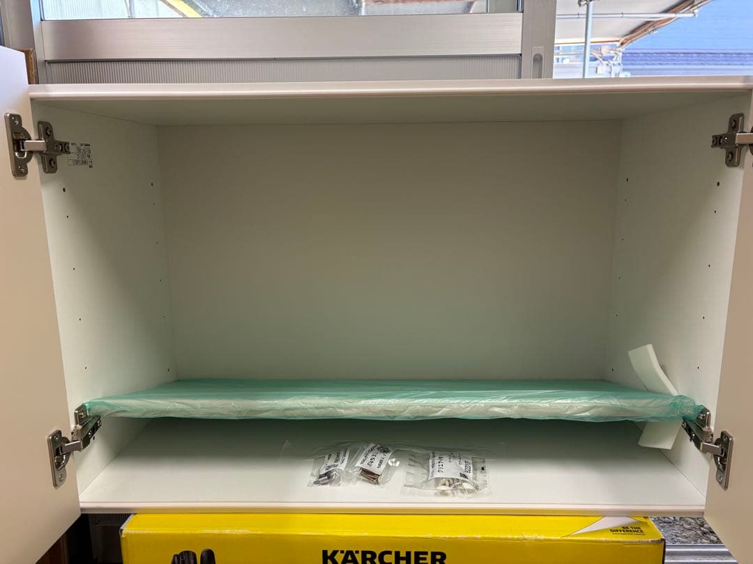 LIXIL リクシル　吊り戸棚