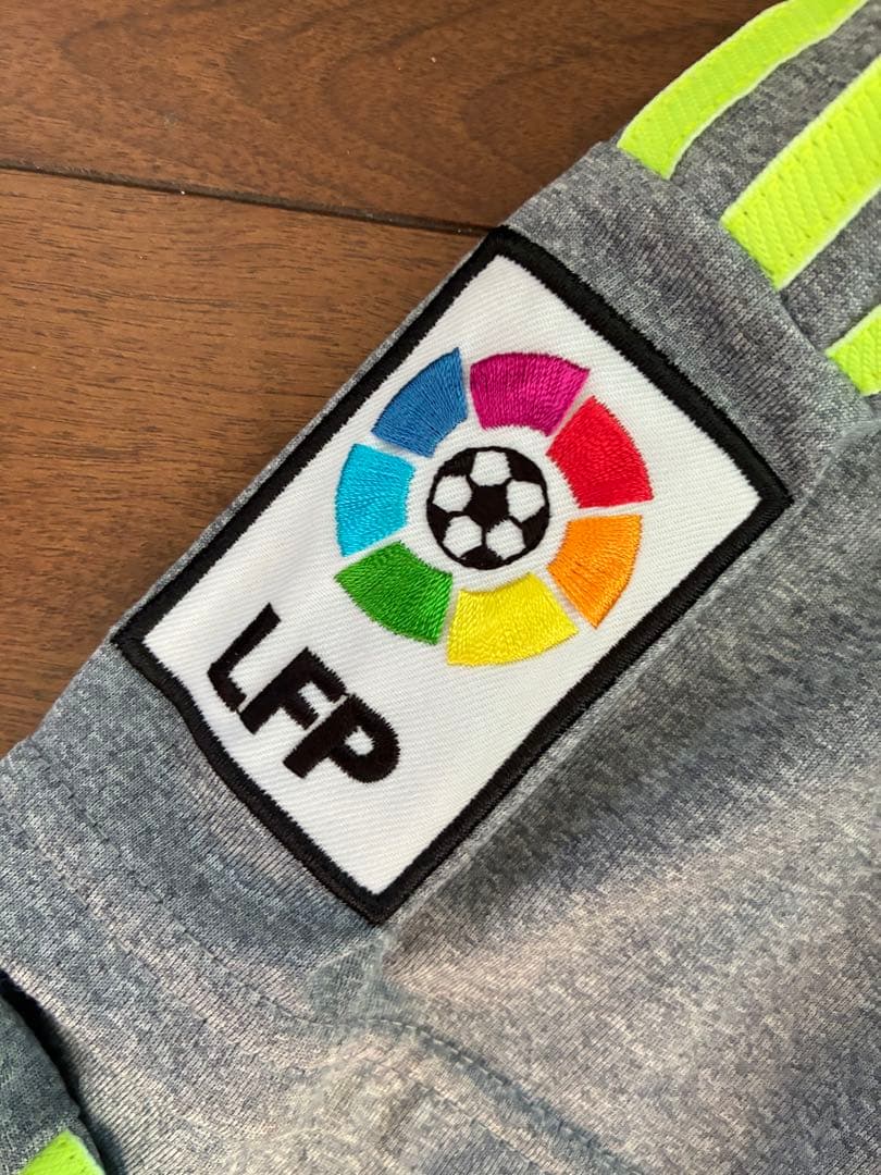 adidas レアル・マドリード 長袖シャツ &パンツ・ソックス