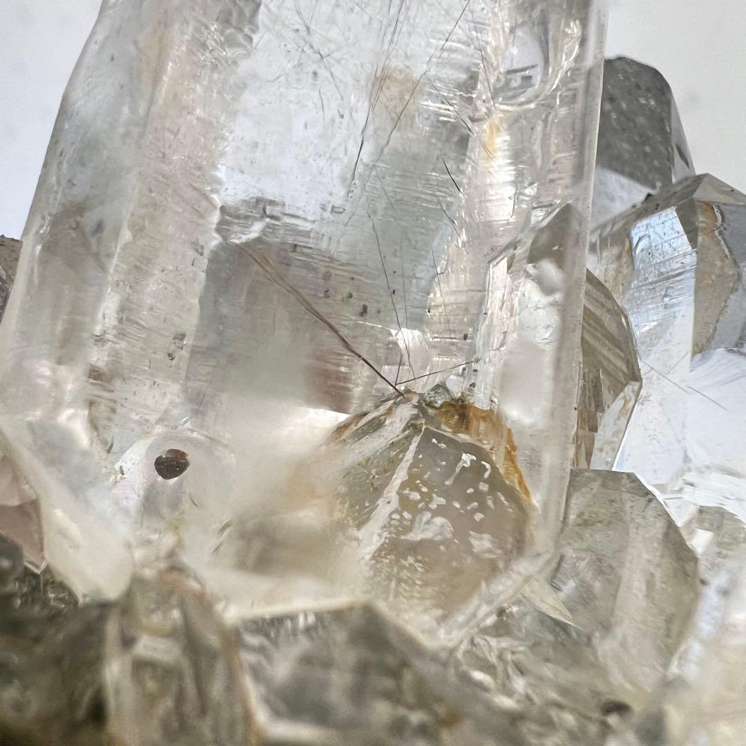 ヒマラヤ　マニハール産　ルチル＆アテナース入り水晶　クローライト　ルチルクォーツ