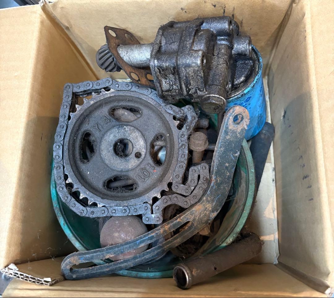 A型エンジン　サニトラ　サニー　A12 エンジン　本体　引き取り限定