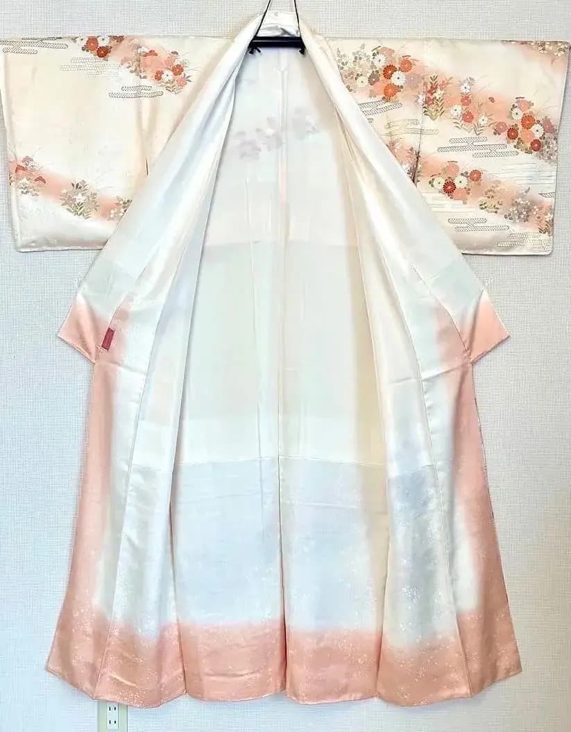 ご予約中です。未使用仕付け糸付 三松謹製 正絹訪問着 ヱ霞 麗しく雅なお色柄