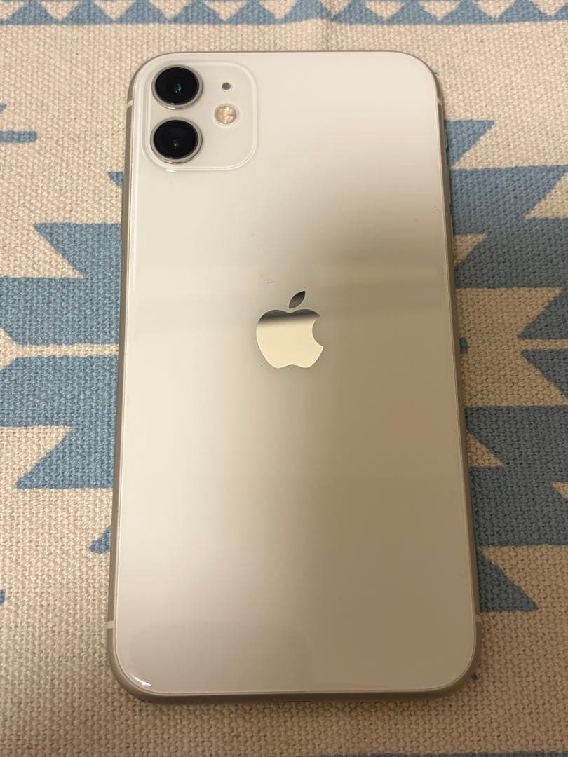 iPhone11 128GB 本体 ホワイト SIMフリー iOS26搭載