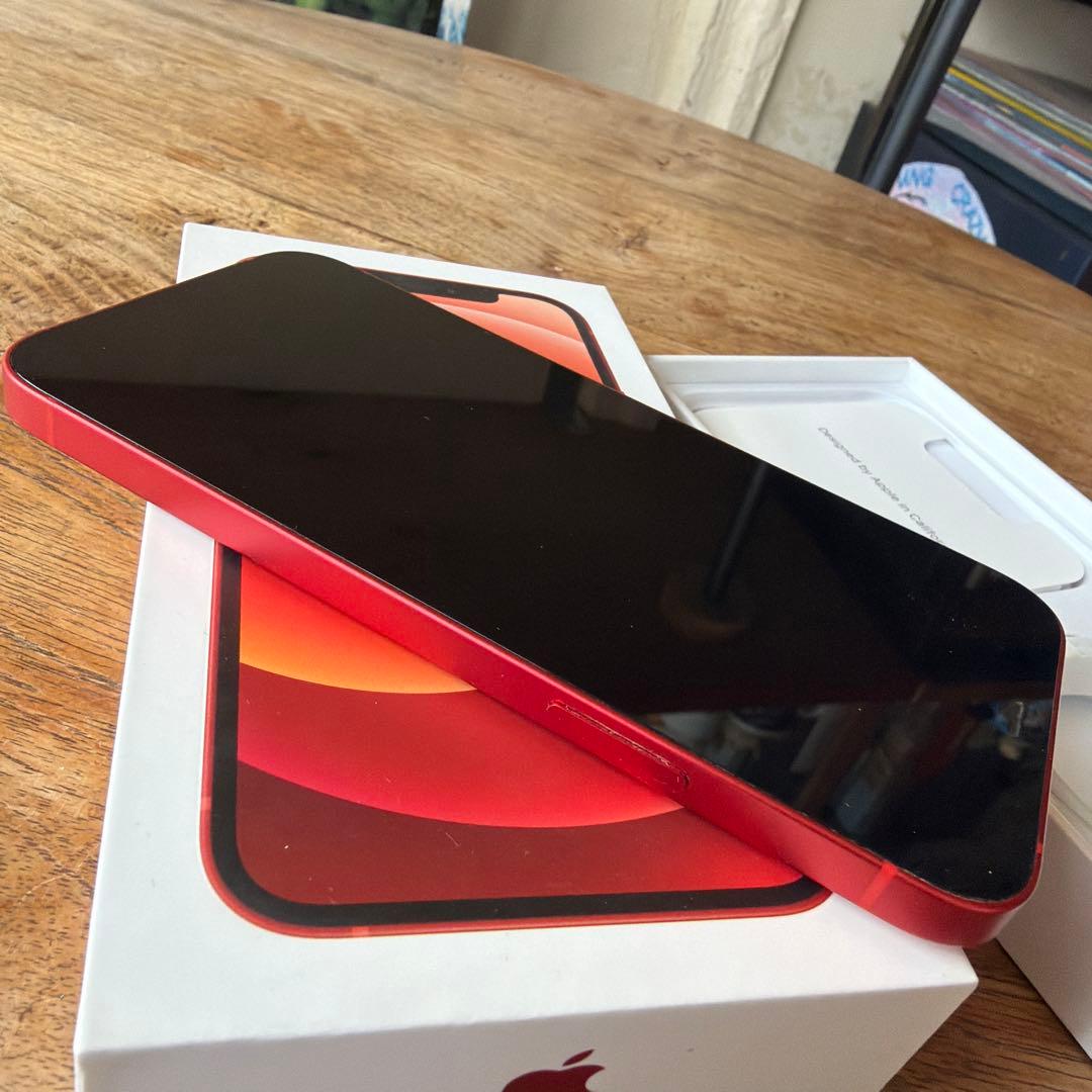 Apple iPhone 12 256GB本体(RED)＋ケーブル