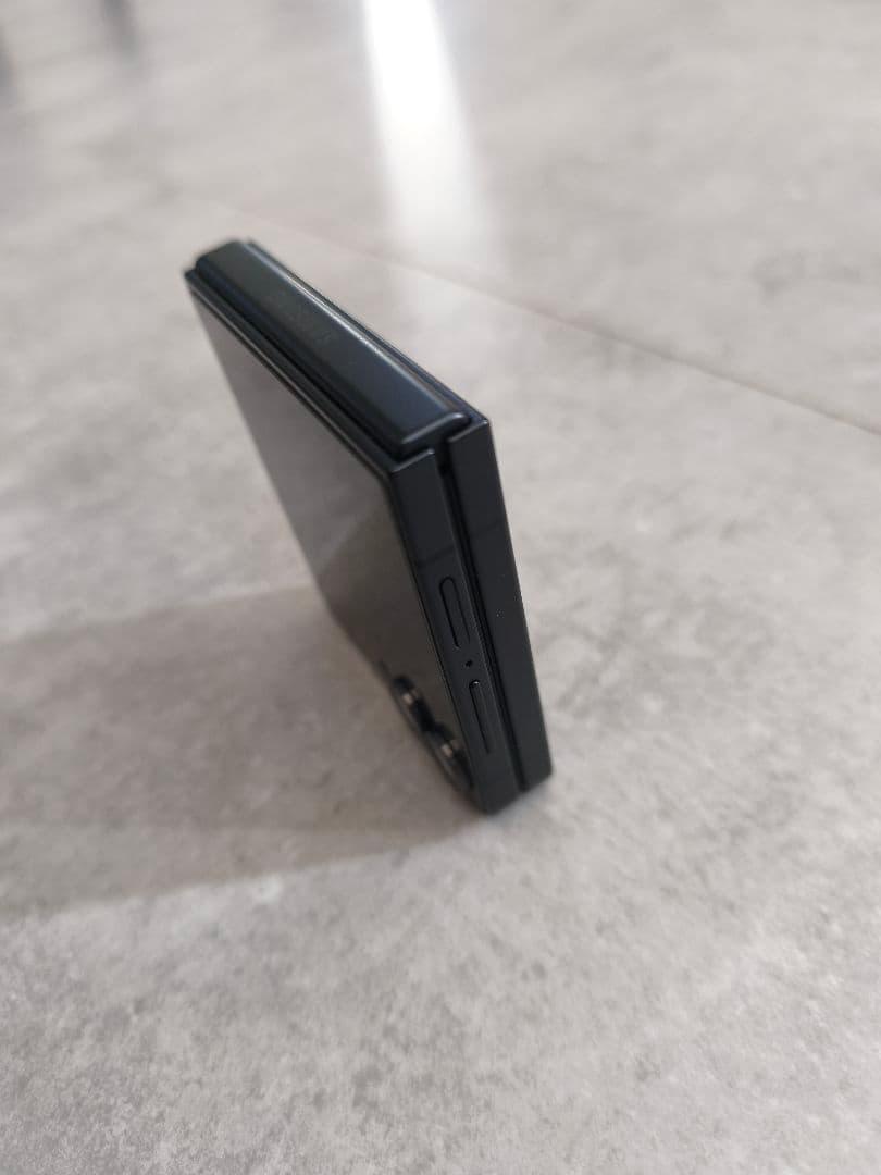 サムスン galaxy z flip7 256GB ジェットブラック おまけ付