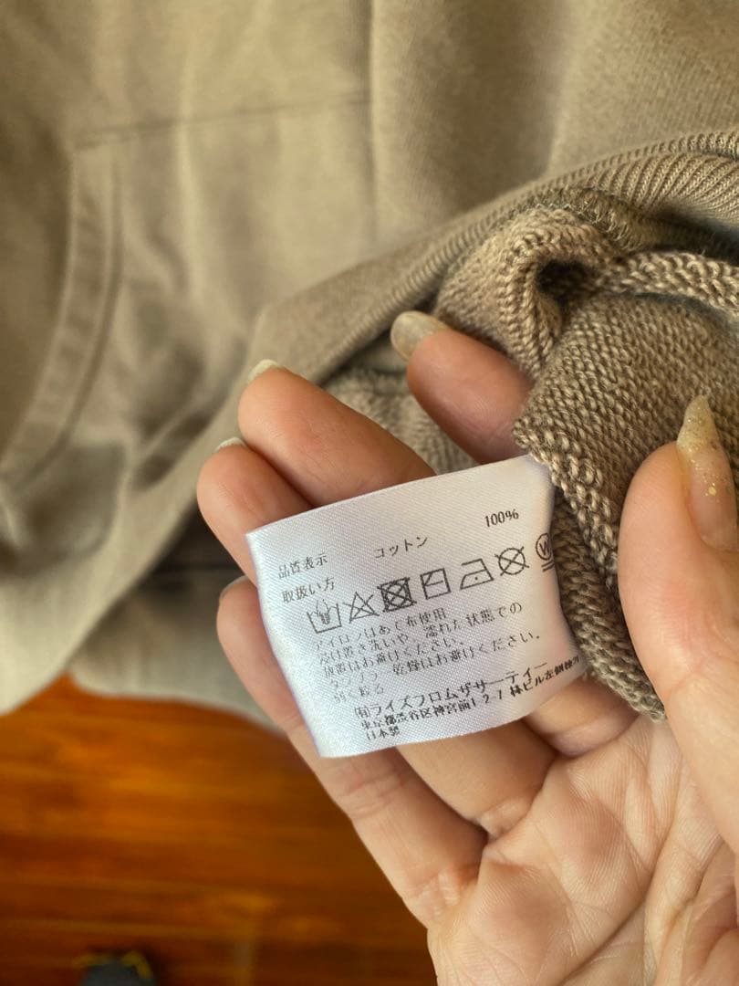 アパルトモン別注　アメリカーナ　ノースリーブパーカー　フーディー