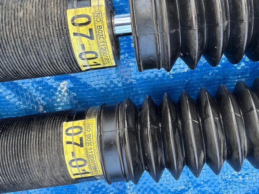 ダイハツ　MOVE LA100S サスペンション