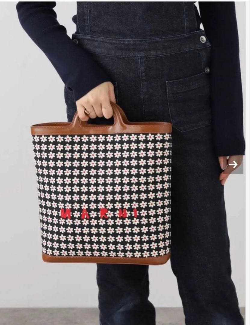 専用様…未使用マルニレアTROPICARIA クロスボディバック2way 完売品