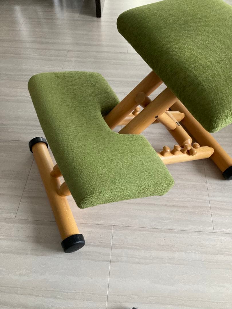 STOKKE バランスチェアー