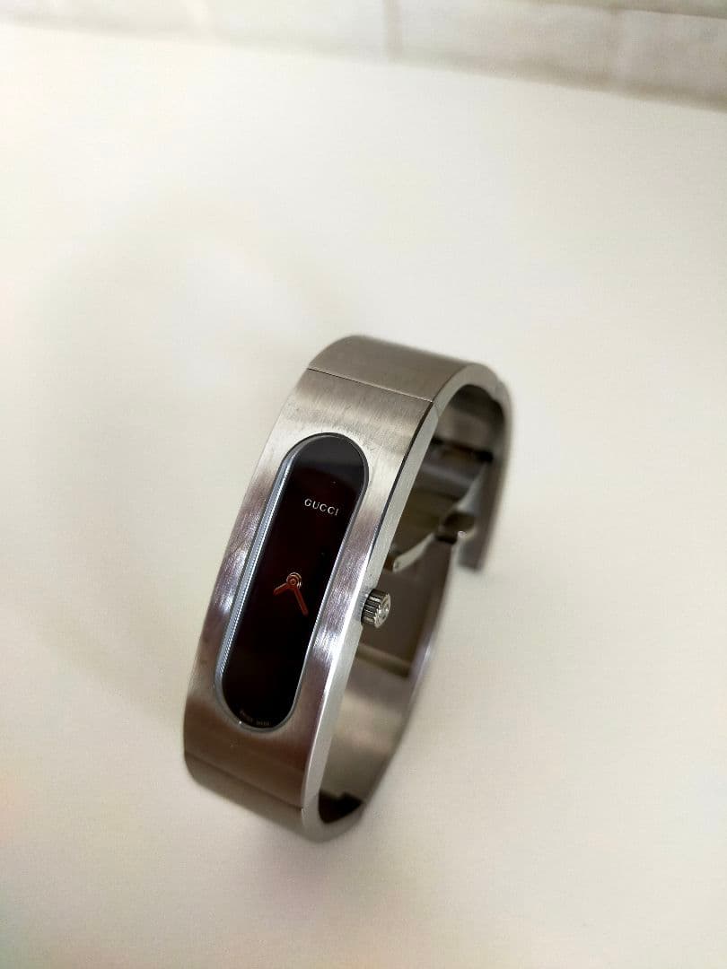 GUCCI 2400 S ステンレススチール 時計