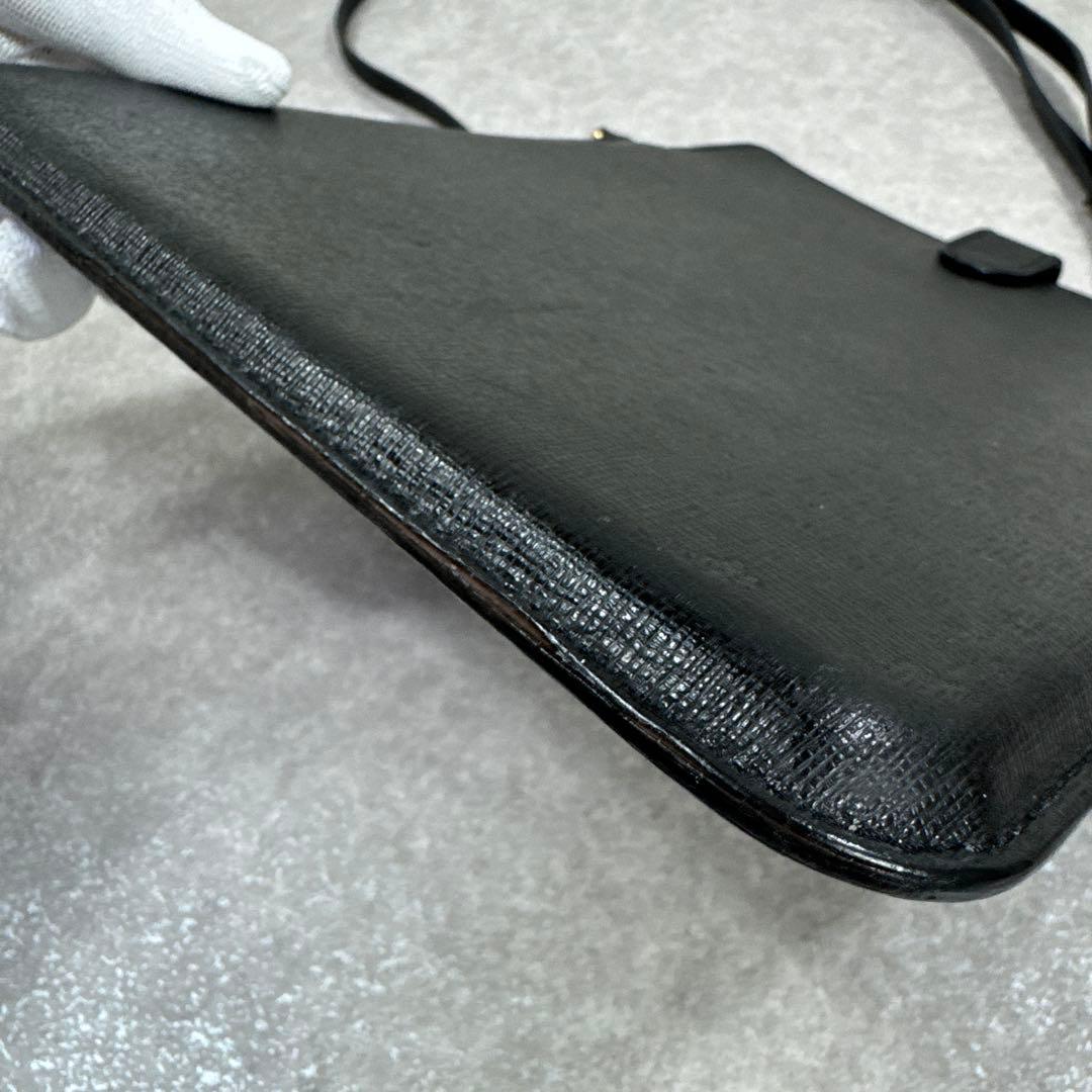 FENDI レザー タブレットケース ショルダーストラップ ギャランティカード付