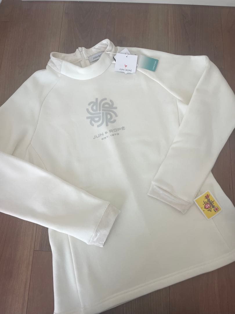 新品未使用　JUN & ROPE ゴルフウェア　ボンバーヒート　Mサイズ