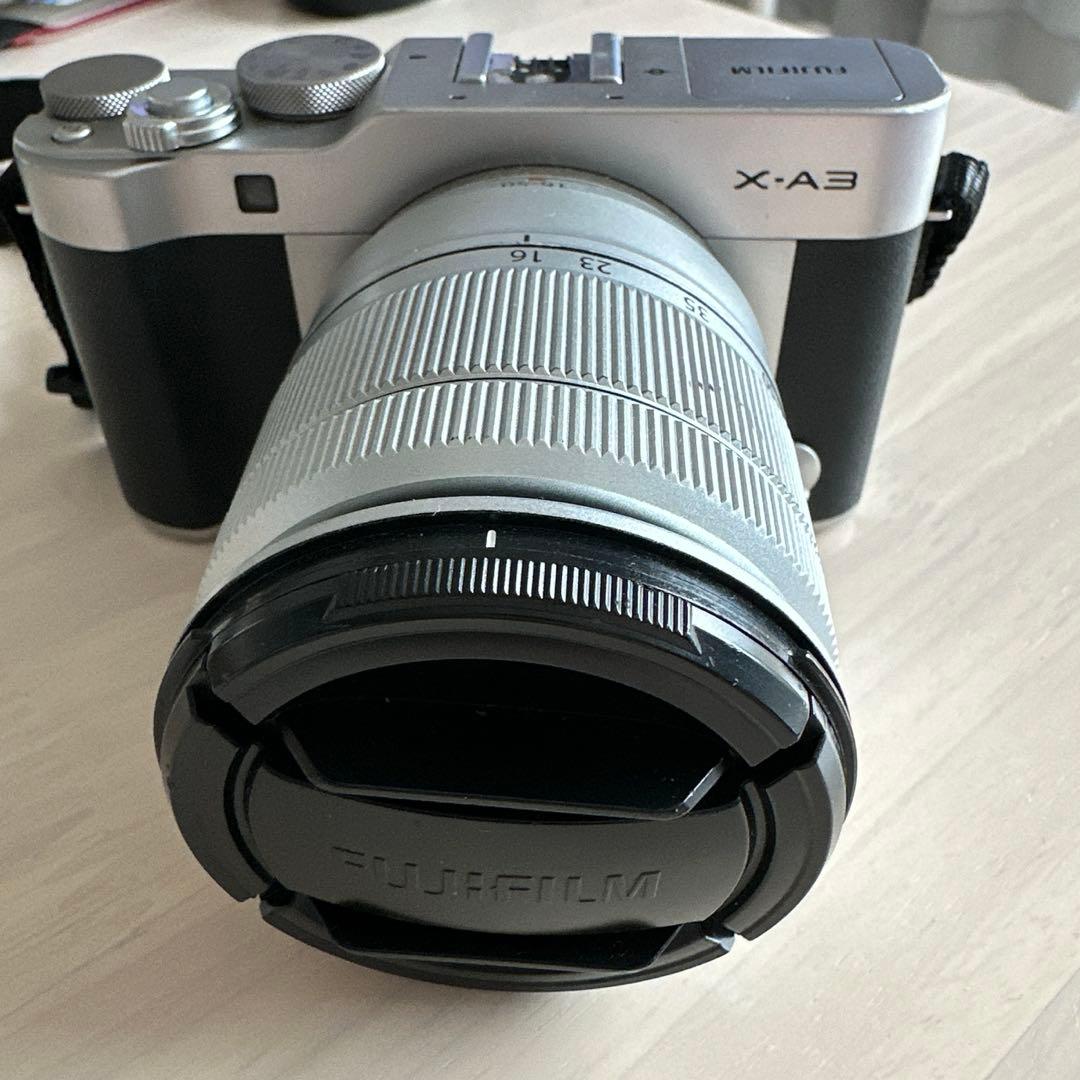 T*g様 FUJIFILM X-A3 デジタルミラーレス一眼レフカメラ　レンズキ