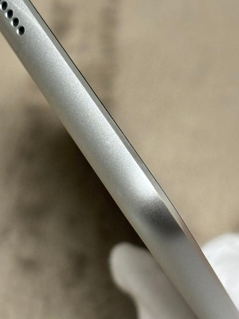 Apple iPad 第9世代 本体 箱・充電器付き